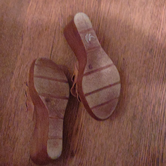 Bella Vita suede wedges - Picture 6 of 6